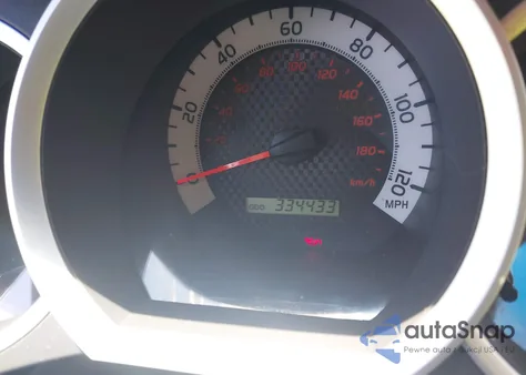 2011 Toyota Tacoma Prerunner V6 z USA, uszkodzony, nr VIN 3TMJU4GN7BM118323